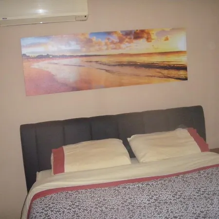 Honey Apartment